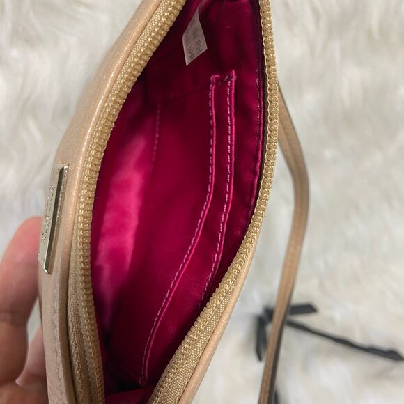 Coach Wristlet - Picture 2 of 8